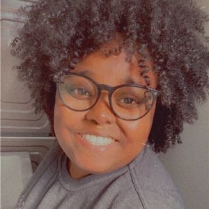 Meet your Posher, Skyler